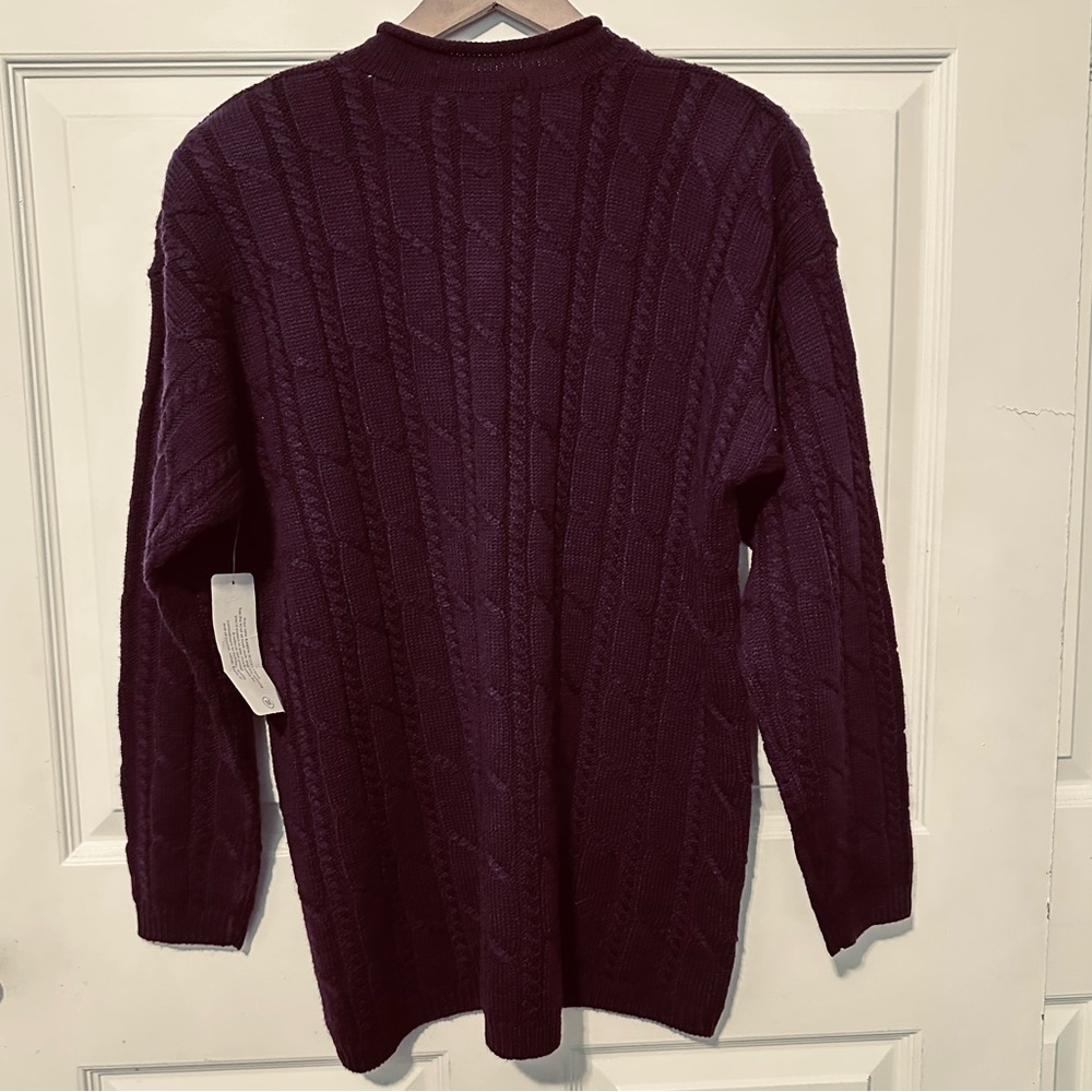Vintage | Sweater | Karen Scott | Cable Knit V-Neck Sweater in Plum | Academic - Picture 2 of 10